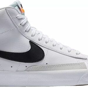 Nike Blazer Mid ‘77 Sneakers